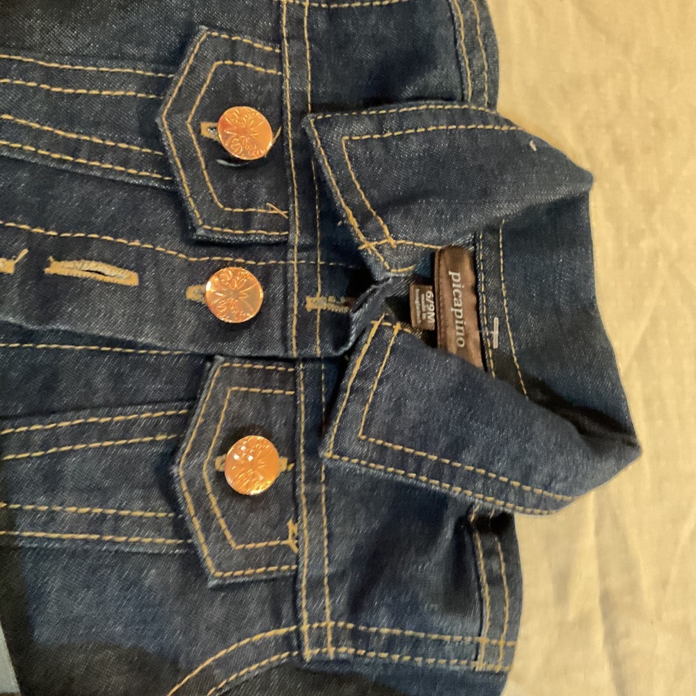 CLOTHING $5 - Picture 2 of 9